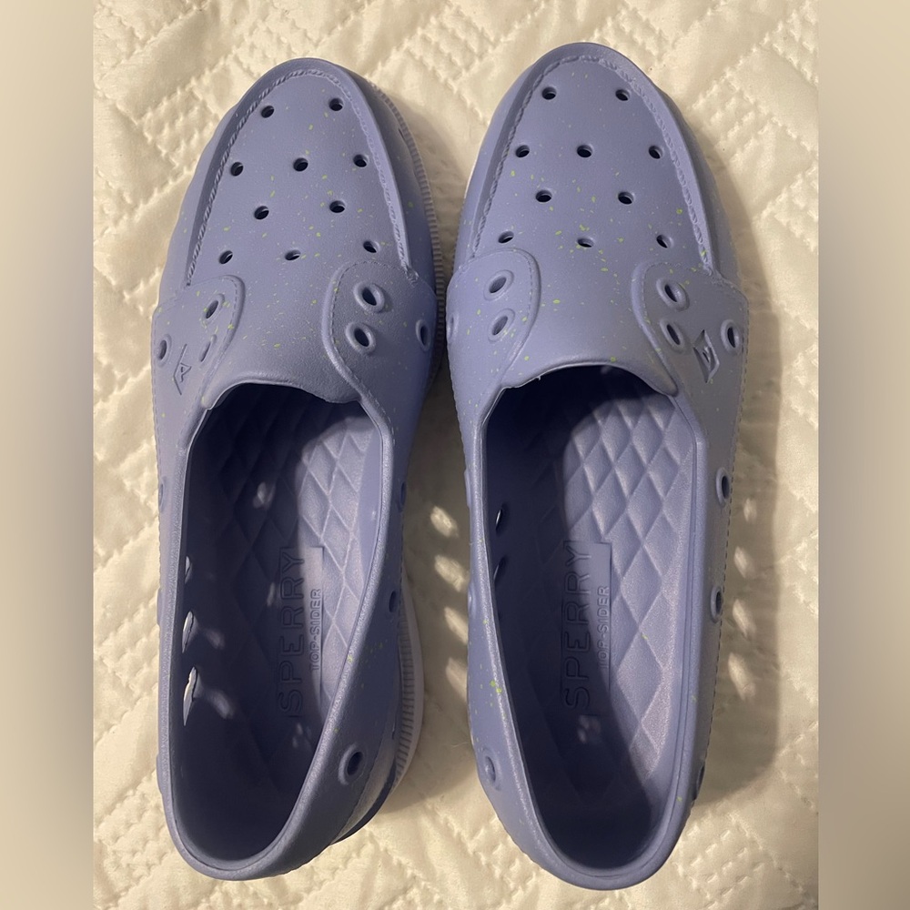 Sperry Boat Shoes that Float! Light Purple